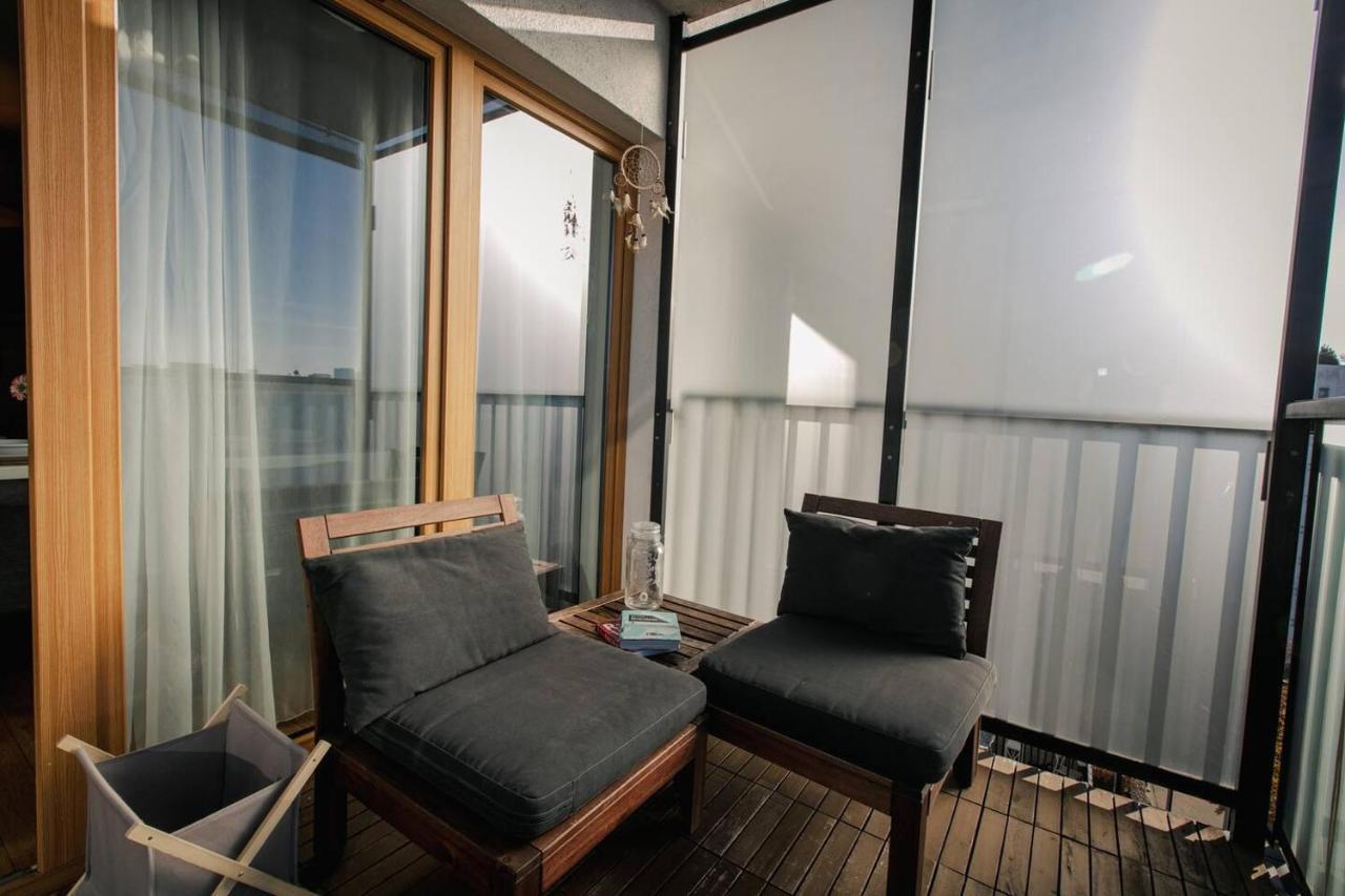 Dwupoziomowy, Rodzinny Apartament. Ochrona, Garaz. Варшава Экстерьер фото