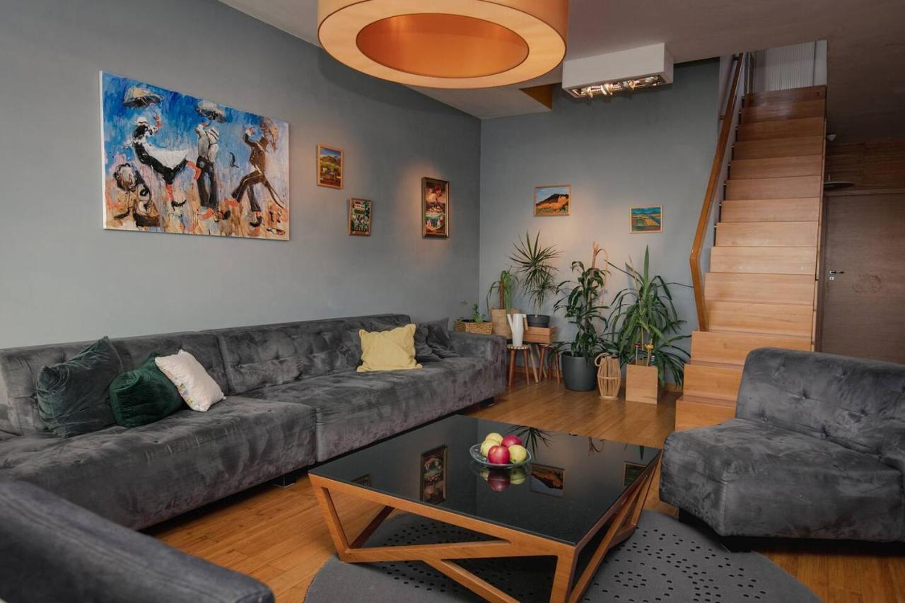 Dwupoziomowy, Rodzinny Apartament. Ochrona, Garaz. Варшава Экстерьер фото
