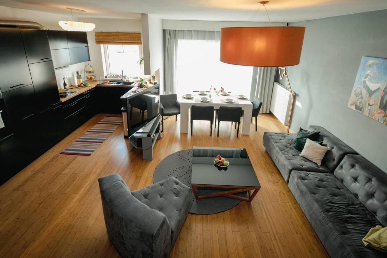 Dwupoziomowy, Rodzinny Apartament. Ochrona, Garaz. Варшава Экстерьер фото