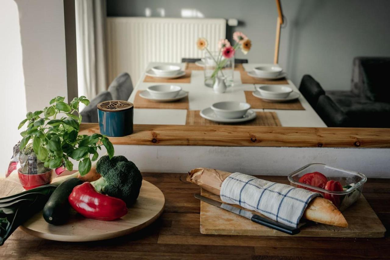 Dwupoziomowy, Rodzinny Apartament. Ochrona, Garaz. Варшава Экстерьер фото