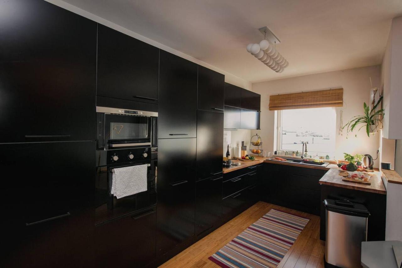 Dwupoziomowy, Rodzinny Apartament. Ochrona, Garaz. Варшава Экстерьер фото